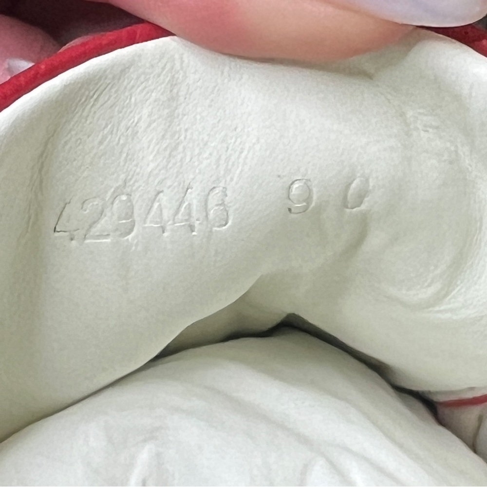 Gucci x Doraemon Sneakers - Picture 7 of 9